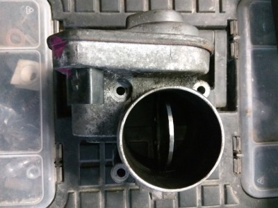 Przepustnica Pierburg od Chevrolet Nubira 2.0D - pasuje do Cruze 2.0 125KM
