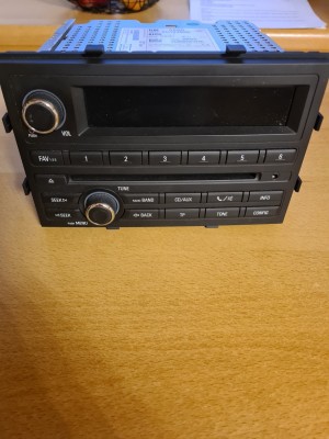 Takie miałem radio fabryczne.