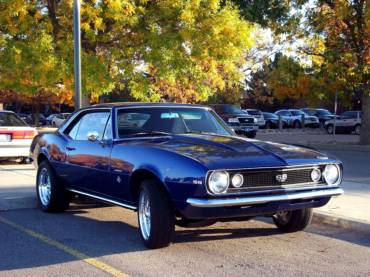 1200px-ChevroletCamaroSS.jpg