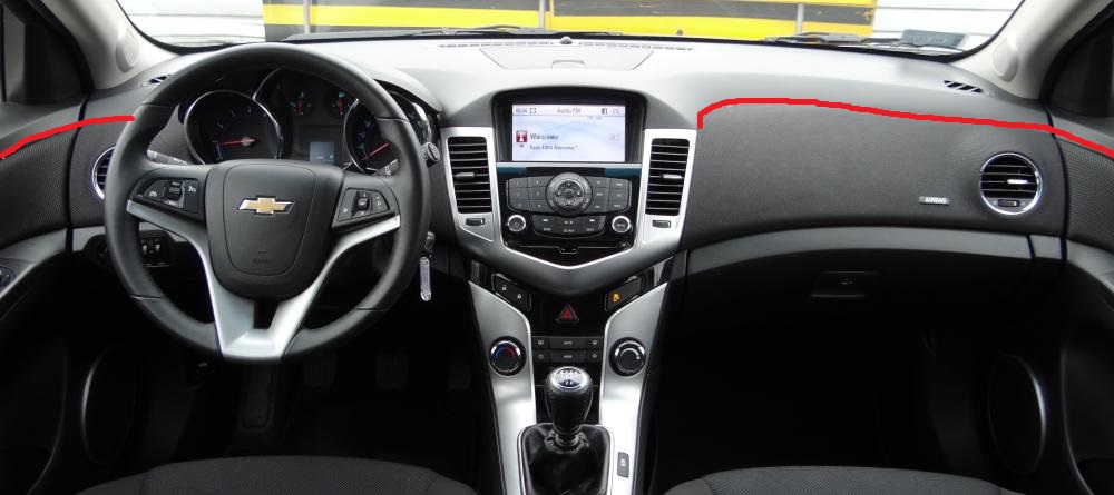 chevrolet_cruze_deska_rozdzielcza.jpg
