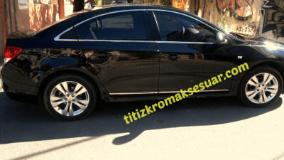 2692017162953213chevrolet-cruze-cam-cercevesi-ve-yan-kapi-citasi-(1).png